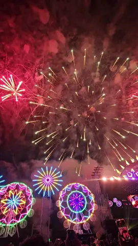 พุปีนี้อลังการตั้งแต่วันแรก เต็ม 10 ไม่หัก 😘 06.12.25 🎆🎇 #BMMF15 Big Mountain 15 #bigmountain #Bodyslam #บิ๊กเมาน์เท่นเขาใหญ่ #บอดี้สแลม @bigmountainmusicfestival 