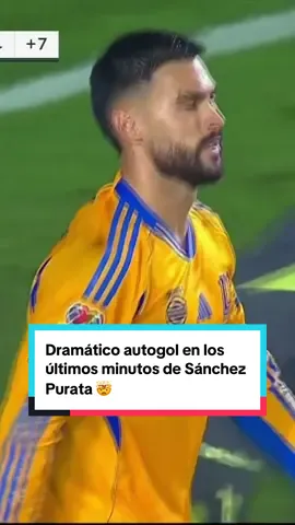 🤯 ¡DRAMÁTICO AUTOGOL! 🐯 Sánchez Purata se equivoca en el área y le da vida al Cruz Azul. #LigaMXTelemundo #LigaMX #TigresUANL