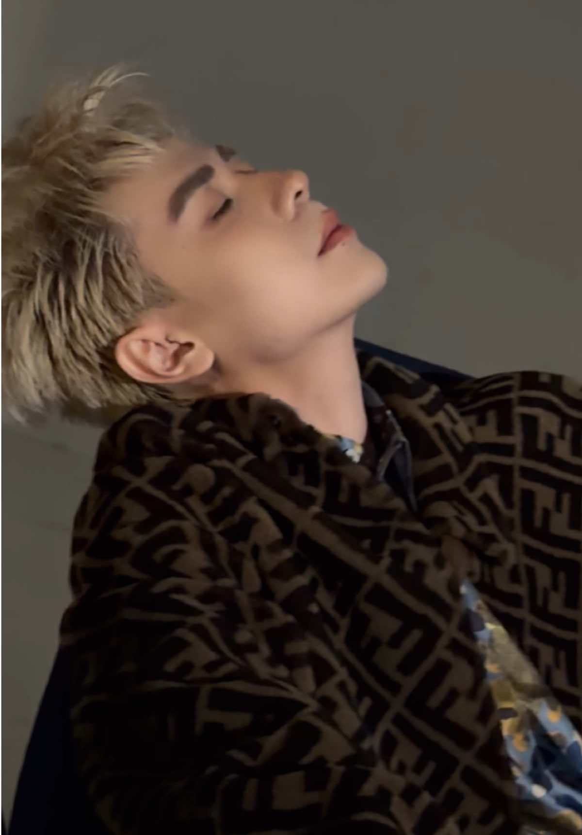 Quang Hùng MasterD x Fendi #QuangHungMasterD #MasterDEntertainment #Fendi #fendipress26 #Bloomever 