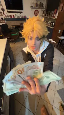 @~✧.* şpãmmy✧.*~  WHEN HIS POCKETS IN A DROUGGHHTTT #KaminariCosplay #Kaminari #DenkiCosplay #MyHeroCosplay @gata𖤐 