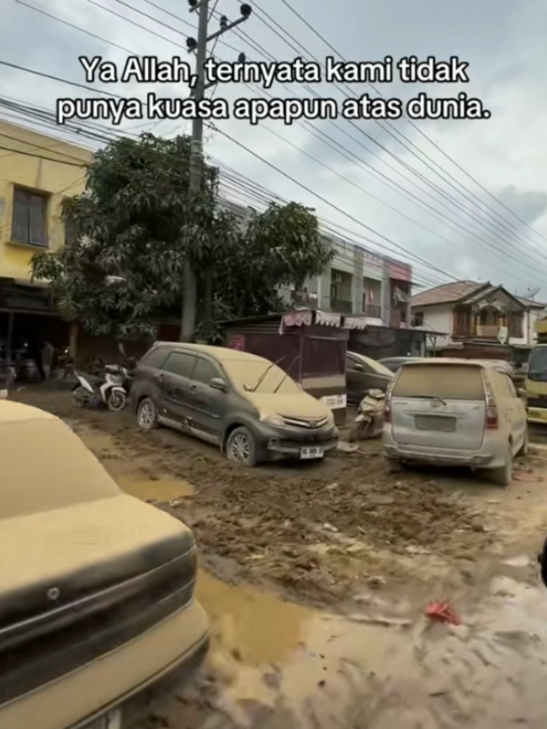 Aroma Bau Menyengat, Banyak Mayat