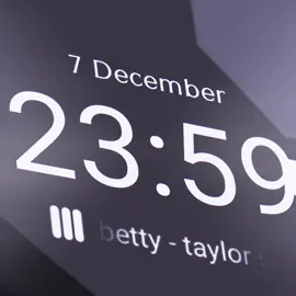 happy birthday hooniee💗💗 