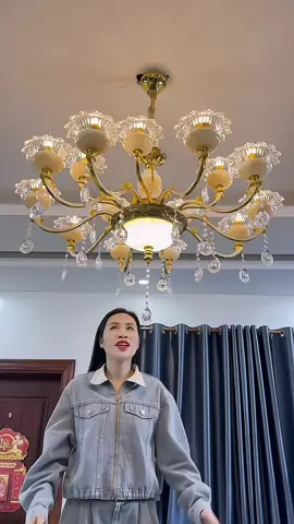 Mẫu đèn chùm 15 tay hàng cao cấp giá tại kho các bác ạ #oanhoioanh  #denchum15tay  #noithatnhacua 