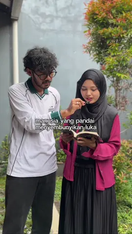 Buku utuh tapi tidak cemara #utuhtapitidakcemara #maskokoganteng 