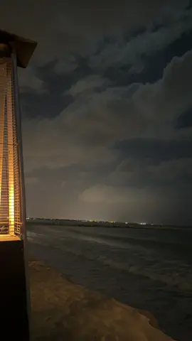 أجواء شِتوية و الكثير من القَهوة .🤎#fyp #slalalah #explore