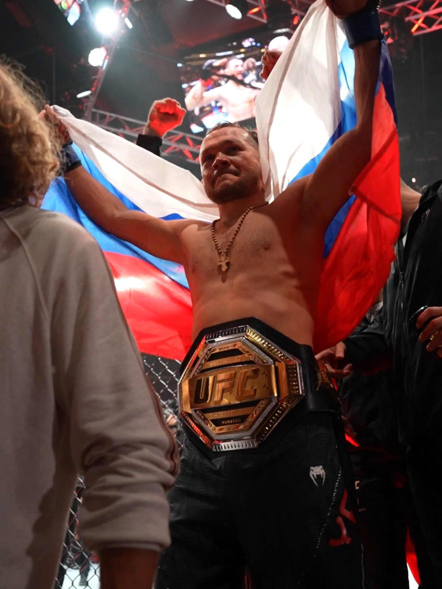 Got his belt back 🏆 #UFC #mma #petryan
