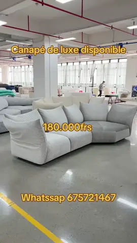 Vos canapé de luxe importés écrivez nous sur Whatssap le numéro sur la bio afin de commander #tiktokafrique🇹🇬🇨🇩🇨🇮🇧🇯🇬🇦🇨🇲🇬🇦 #salon #malitiktok🇲🇱 #benintiktok🇧🇯 #buea 