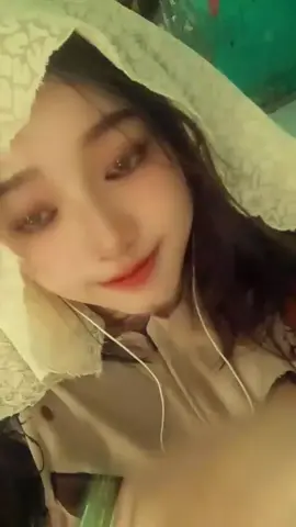 Soundnya LG sliweran terus... MET siang sahabat Maya🙏#MakasihAdekkuUdahNengokinTeteh#BuRossBuAiBungsukuDhena#sehatselaluorangorangyangkusayang#Ikhlaskanakudalamsetiaptakdirku 