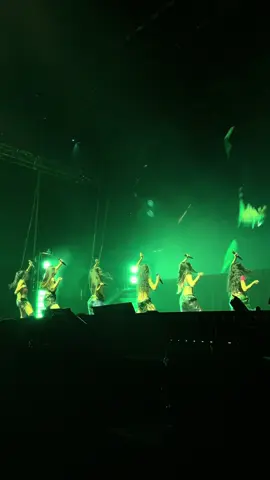 MOST EYEKONIC LINE EVER 💚🔥😭🤣🤭 @LARA RAJ @KATSEYE @EYEKONS world official  #katseye #gnarly #beautifulchaos 