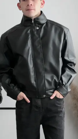 Bản này form boxy nhẹ nữa nên mặc vừa trẻ vừa hack dáng #thoitrangnam #jacket #aokhoac #aokhoacnam #truongshy 