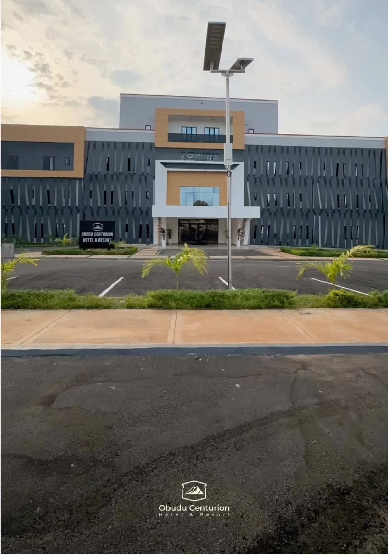 Welcome to your perfect holiday escape. 🌿✨ Where nature meets luxury, and every moment is made for family, rest, and celebration. This season, create unforgettable memories with those that matter most at Obudu Centurion Resort. Your peaceful holiday retreat awaits. 📞 Reservations: +234 808 934 5872 #ObuduCenturionResort #HolidayInNigeria #FamilyGetaway #ResortLife #Jeffersonhospitality 