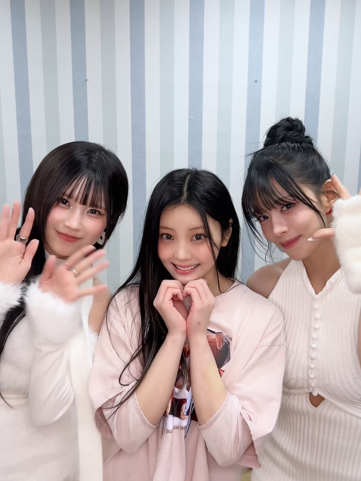 온 세상이 하얗게❄️ with #아일릿 #원희 #fromis_9 #프로미스나인 #하얀그리움 #ILLIT #WONHEE @illit_official