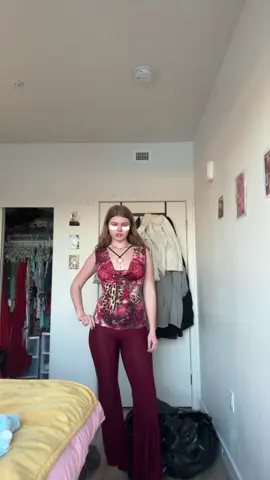 #fashiontok #aestheticoutfits #outfitinspo #clothes #ootnight 