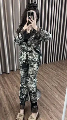 #quynhngareview #xh #xuhuongtiktok #xuhuong #fyp 