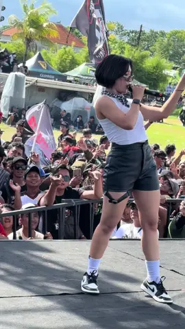 #fyppppppppppppppppppppppp #fyp #dellamonicaofficial #dellamonica 