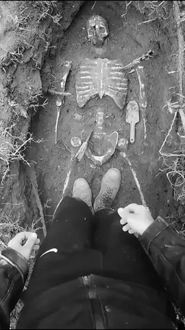 @سـنـفـور🤴🏻💙. @الباهلي 