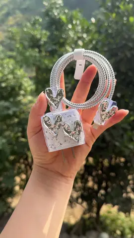 Sét phụ kiện bọc bảo vệ bộ sạc chống đứt gãy #lalap1995 #phukienbaovecapsac #phukienbaovedaysac #vobaovesaciphone #xuhuong 