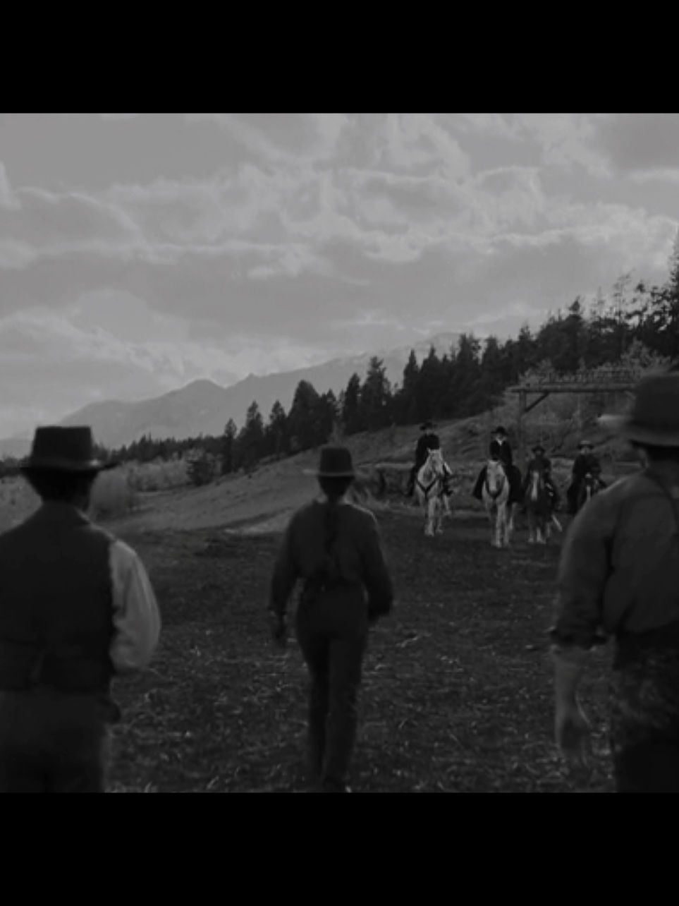 مسلسل رهيب من بطولة لينا هيدي (سيرسي لانستر) #theabandons #lenaheadey 