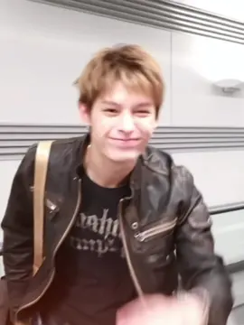 Cho mình order một Jameoo !! #james #cortis #coer 