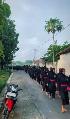 Minggu ceria 💃#fyppppppppppppppppppppppp #psht #trend #pencaksilat #capcut_edit 