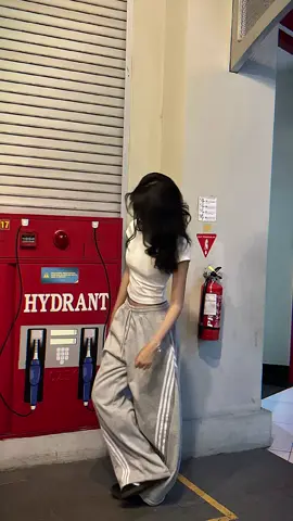 semua outfit disini👉 @Outfit Style 🌀 #fyp #foryoupage #outfitideas #outfitinspo 