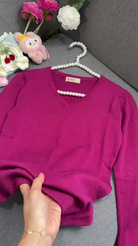 Áo len nữ cổ tim. #aolen #aolenquangchau #aolennu #aolentam #aolendaitay 