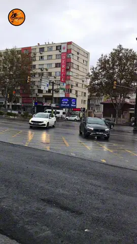 إيقاع الحياة اليومية البسيطة في حارات وشوارع اسطنبول  - فندق زاده تحت المطر - ٧ / ١٢ / ٢٠٢٥ Fatih ❤️🇹🇷 #istanbul  #explore #foryoupage #اسطنبول #إكسبلور   @إيقاع الحياة في اسطنبول  @إيقاع الحياة في اسطنبول  @إيقاع الحياة في اسطنبول 