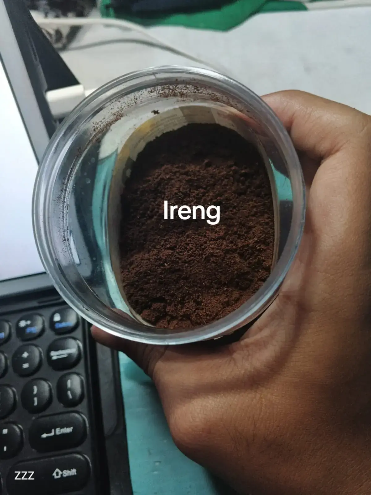 Kopi itu Hitam, tapi lebih Ireng aku, wkwkwkkwk☕🌚 