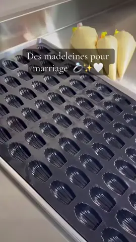 La grande commande d’aujourd’hui ✨✨🤍 100 madeleines classiques ( vanille ) pour un mariage 💒 #madeleine #madeleinã 