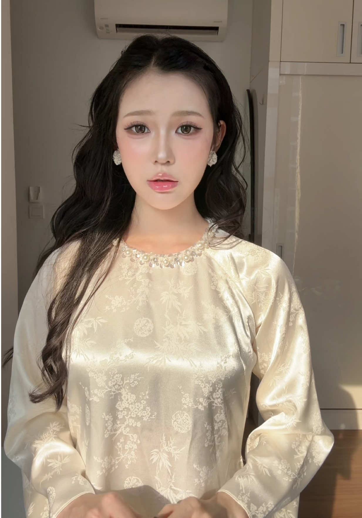 nôn tết quaaa  #aodaivietnam 