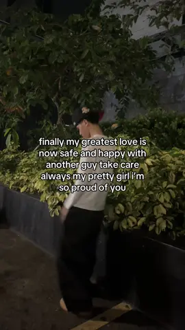 #red #makitviral #foryoupage #fyp 