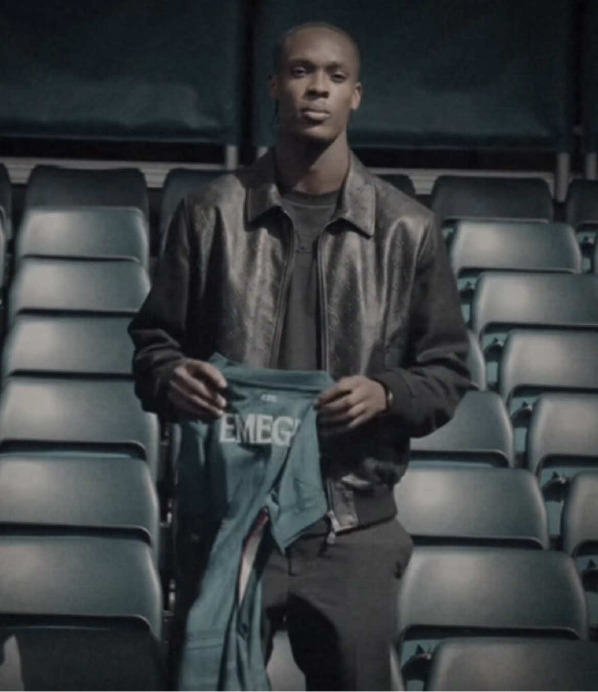 العوض الجميل. #emegha #liamdelap #lgbt #fyp 