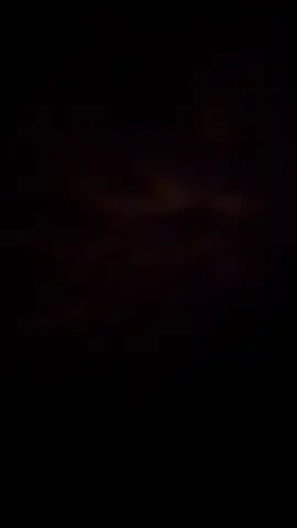 こたつの中にずっと隠れていきなり愛犬のこと驚かせてみた　#6秒シリーズ 