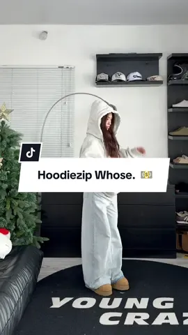 Siu dày dặnn lun á ❄️❄️ @whose. #xuhuong #phoidonu #aohoodie #aohoodiezip #aohoodieformrong 