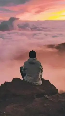 لا تخجل من تعبك في سبيل رزقك#خواطر #اقوال #كلمات #عبارت #كلام_من_ذهب 