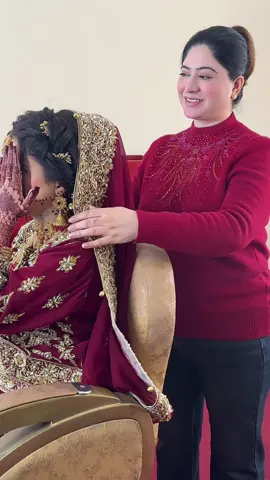 #maheenbeautyparlour #foryou #tiktok #capcut #fyp @Maheens_Cosmetics 