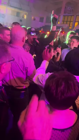 #neked #fyp @Kozso és az Ámokfutók 😎🎤  A delfinek a víz alatt nagyon jó emberek!🥹