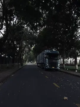 còn gặp lại nhau là may mắn..