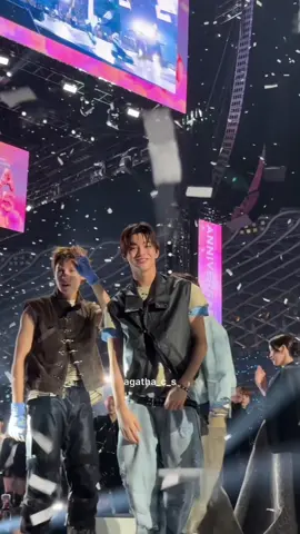 —“có những nụ cười chỉ muốn ngắm mãi không rời và cũng có những người khiến ta yêu mãi không thôi”—@CORTIS #cortis #coer #AAA #kpop #fyp 