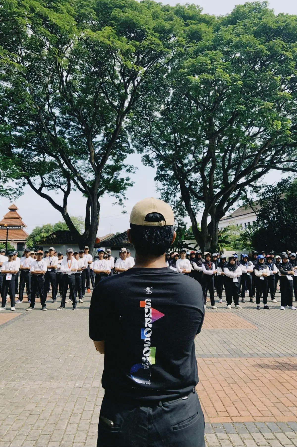 Siapa saja nih yang sudh hadir di hari pertama OPREC?? Energi hari pertama ini penuh antusiasme, harapan, dan keberanian untuk mencoba hal barruuu 🤍📇 #marchingband #gitasurosowan #openrecruitment #fypシ゚ #fyp 