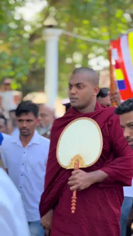 කටුනායක..🙏🤍 #කත්නෝරුවේ_සිරිදම්ම_හිමි #katunayaka #fypviraltiktok🖤シ゚☆♡ #100kviews #trendingvideo @~U°D°A°R°I~ @Shenu Devya 🌻♥️🐼 @𝑺𝒂𝒔𝒂𝒂 ᥫ᭡ @BeLAn @Sudula🌈💞🐼 @@ ꜱ ᴀ ʀ ᴀ | සරා | சரா 👣🖤 