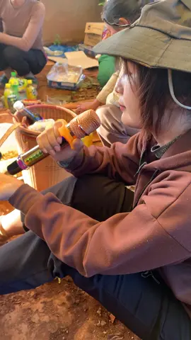 Quay lén chị gái hát #xh 