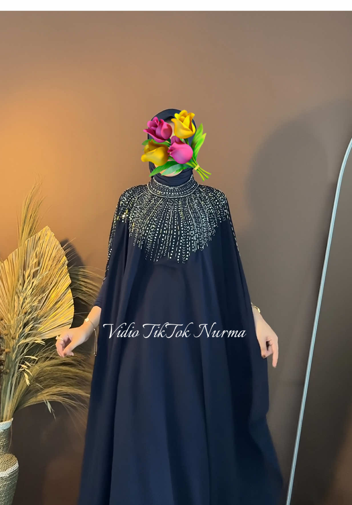 Rugiii kalo gk punyaa salah satu warnanya🤭🥰🤏🏻#gamiskekinian #gamiscantik #kaftancantik #kaftanmewah #kaftanlebaran 