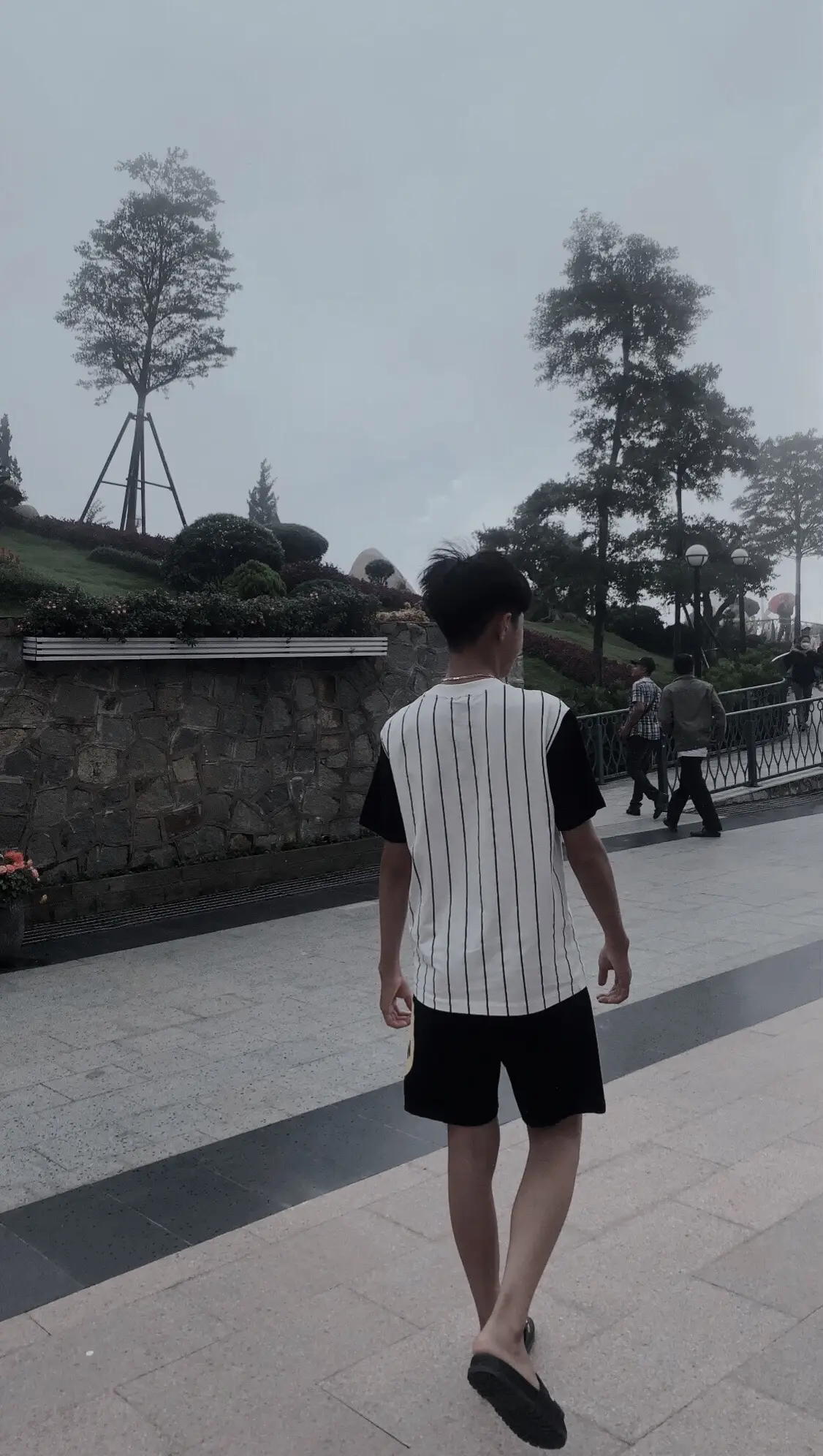 Dù đi đâu, làm gì. Hãy chọn nơi được chào đón. Chứ đừng chọn nơi phải chịu đựng.