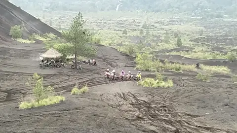 tempat trek trekan aman dari isilop 😅 #trabas #blacklava #trailbali #kintamani #batur 