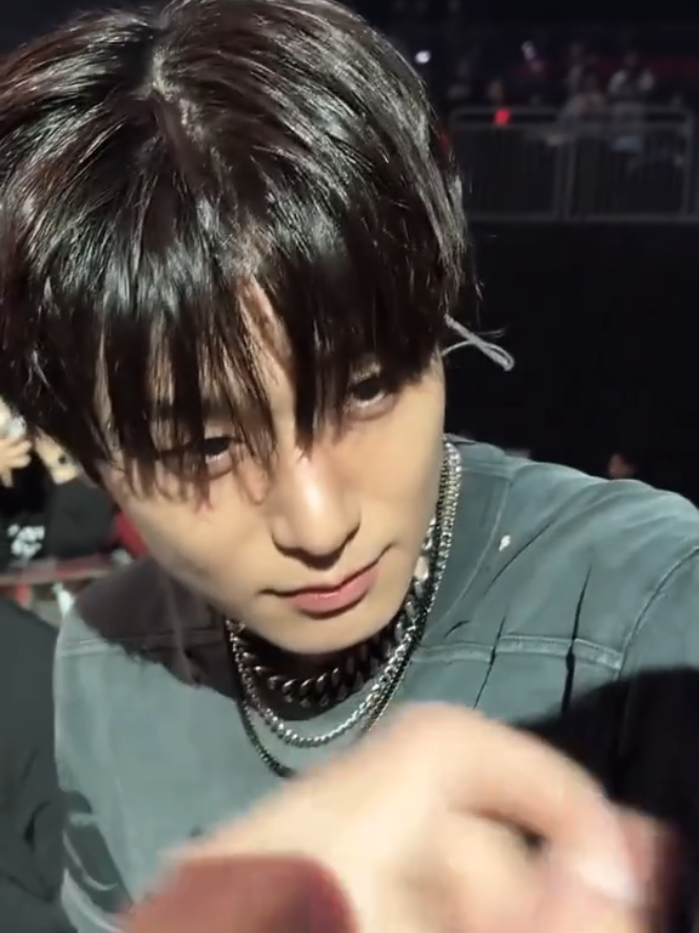 mantep banget ju #juyeon #theboyz  📌 CR ON TWITTER [ lighting0515 - be_closer2 - BBB_THE_BBB ]