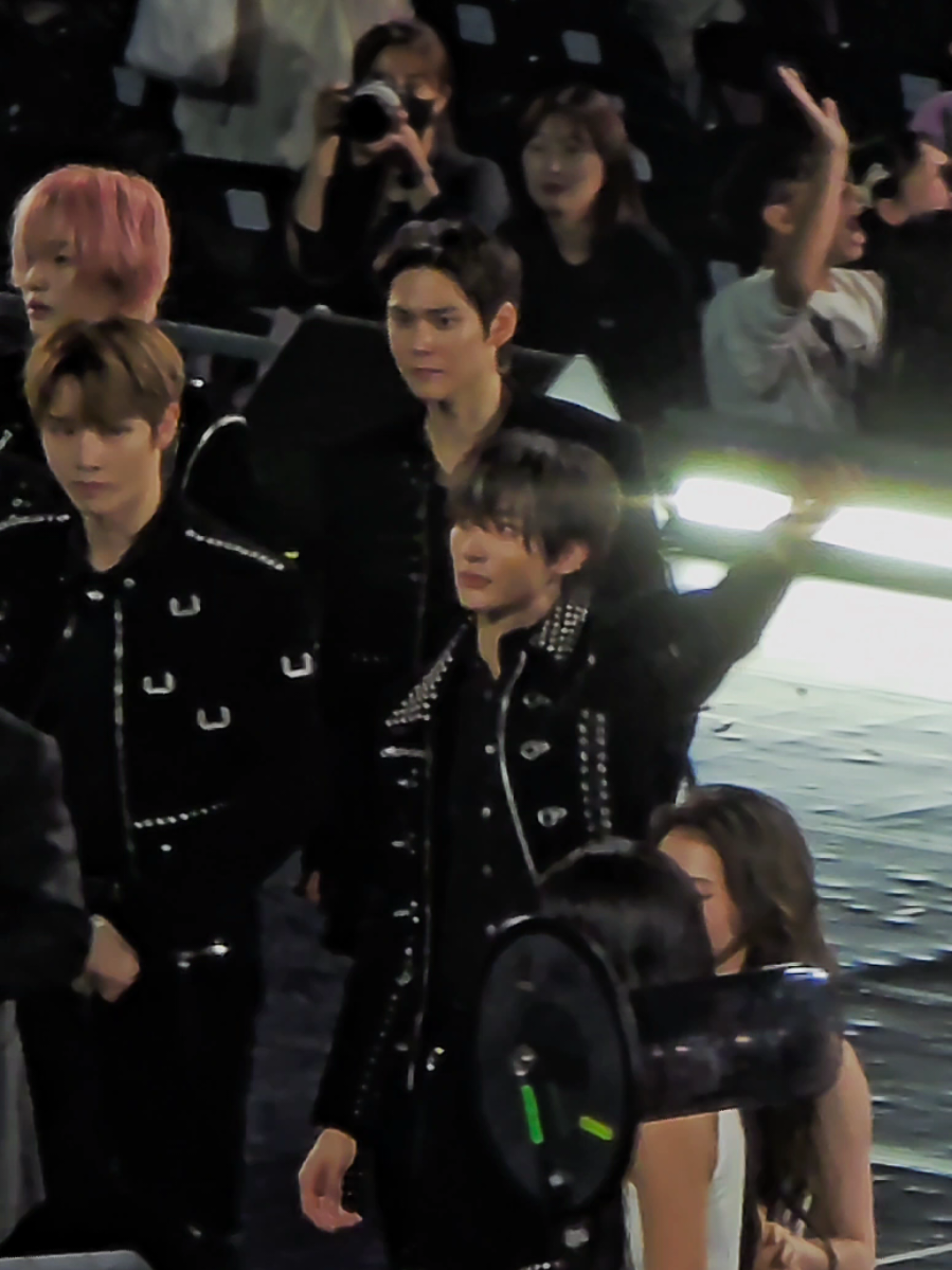 siap selalu dikuras dompetku, asal kalian datang terus ke taiwan💋💋 #riize  #riseandrealize 