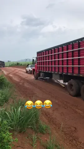 🤣🤣🤣 entra não jovem #viraltiktok #caminhao #estradasdobrasil #pará 