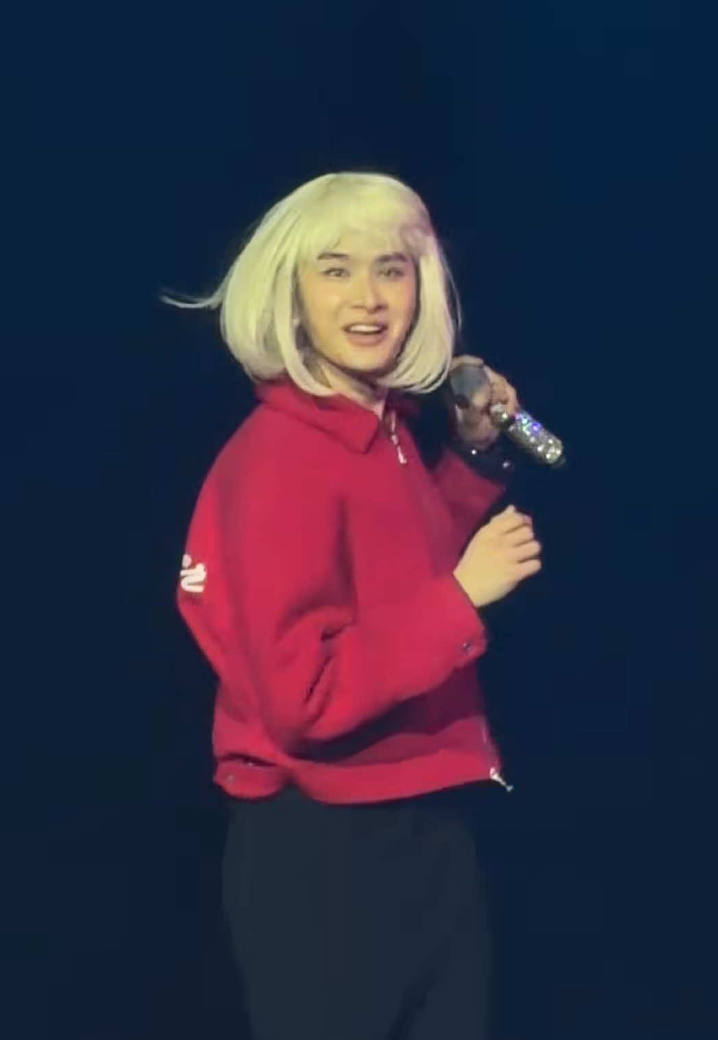 วันนี้เจ้เสื้อแดง 535355252525252525252552 #THAIchayanon  #HappyBUSDAY2025_D2 