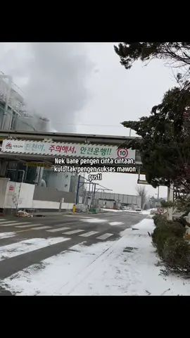 Padangno dalane cah sing rodok ganteng iki gusti 😇🤲🏻  #pmikorea🇮🇩♡🇰🇷 #galaubrutal #fyppppppppppppppppppppppp #firstsnow #seoul #klaten24jam 